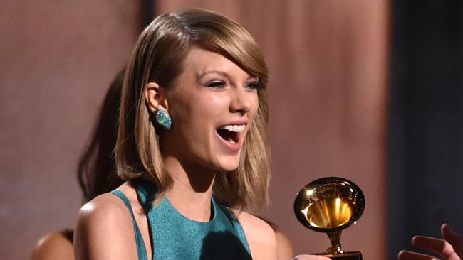 Taylor Swift was pretty happy when she found out she was getting a bottle of hand sanitiser.