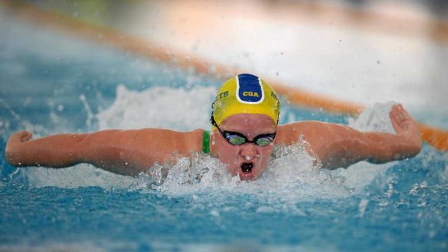 Alanna Bowles competed at the 2014 Commonwealth Games and the Pan Pacific Games. Picture: Allan Reinikka ROK080315aswim2