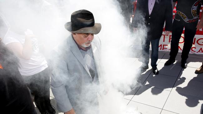 The Darug elders and several Hills Shire councillors held a smoking ceremony to protest the council shooting down attempts to include an Acknowledgement of country in the council meetings. Darug elders and Hills Shire councillors