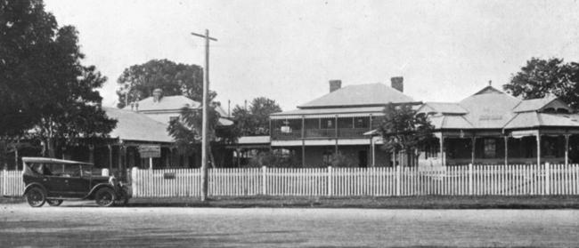The Grafton Base Hospital front entrance, circa 1932.