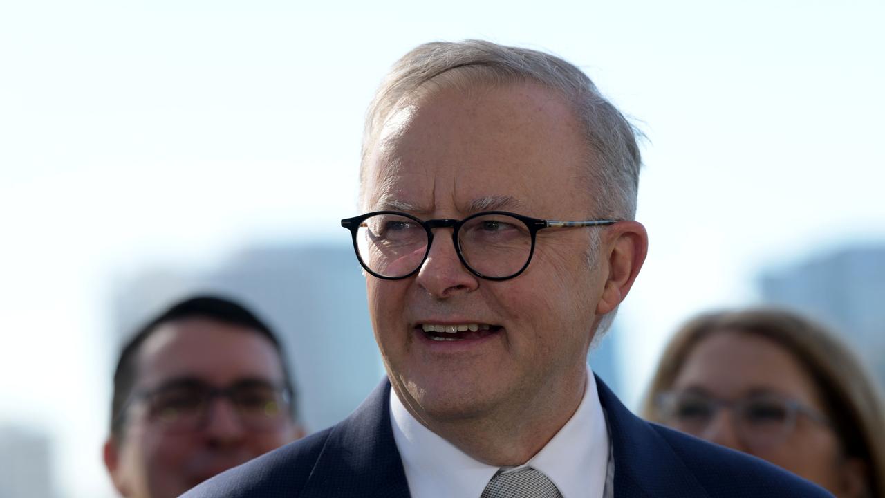 Prime Minister Anthony Albanese has been urged to ‘show some guts’ by supporting Israel, rather than a Palestinian state.