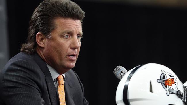 Mike Gundy mullet worth millions for Oklahoma State Cowboys news