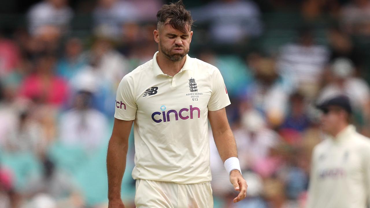 James Anderson of England reacts after bowling during day two of the Fourth Test Match in the Ashes series between Australia and England at Sydney Cricket Ground on January 06, 2022 in Sydney, Australia. (Photo by Mark Kolbe/Getty Images)