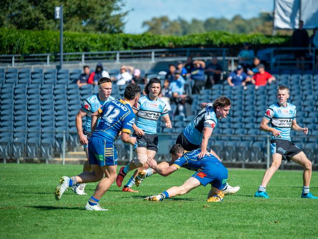 Alex Challenor charges at the line. Picture: Thomas Lisson