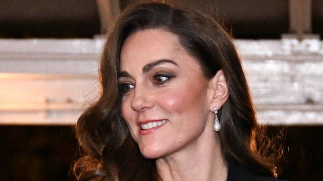 Kate stuns in rare appearance amid cancer recovery