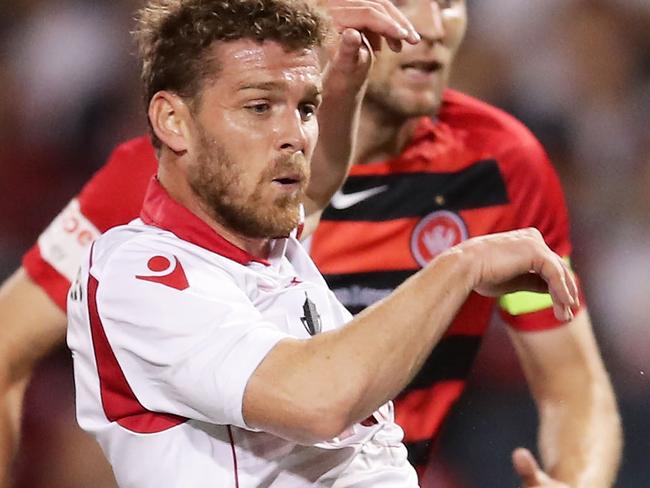 SYDNEY, AUSTRALIA - OCTOBER 24:  Johan Absalonsen of United scores the first goal during the FFA Cup Semi Final match between the Western Sydney Wanderers and Adelaide United at Campbelltown Sports Stadium on October 24, 2017 in Sydney, Australia.  (Photo by Matt King/Getty Images)