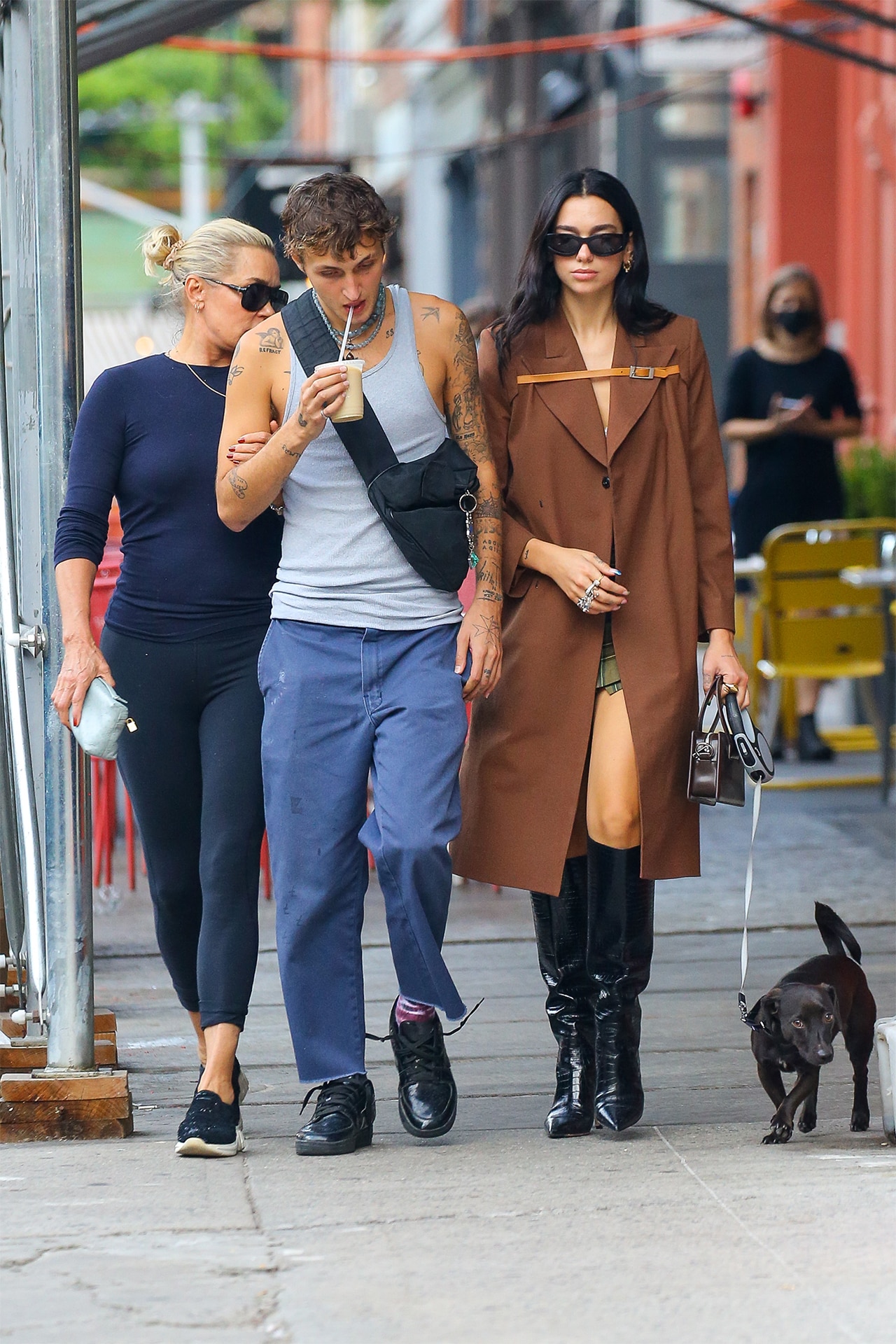 <p>Anwar Hadid and Dua Lipa</p>