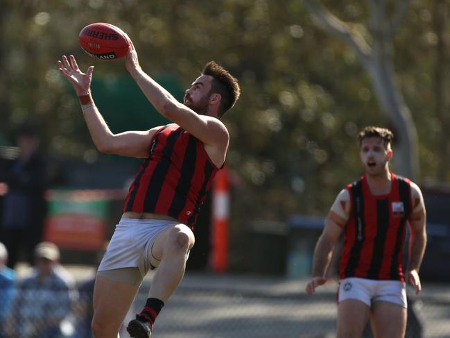 Max Otten juggles a mark. Picture: Stuart Milligan