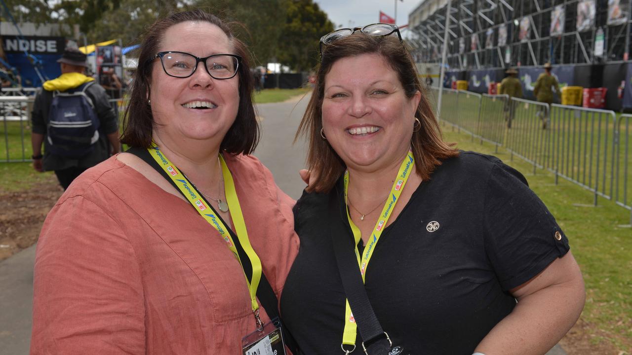 Fans at the Vailo Adelaide 500. Picture: Brenton Edwards