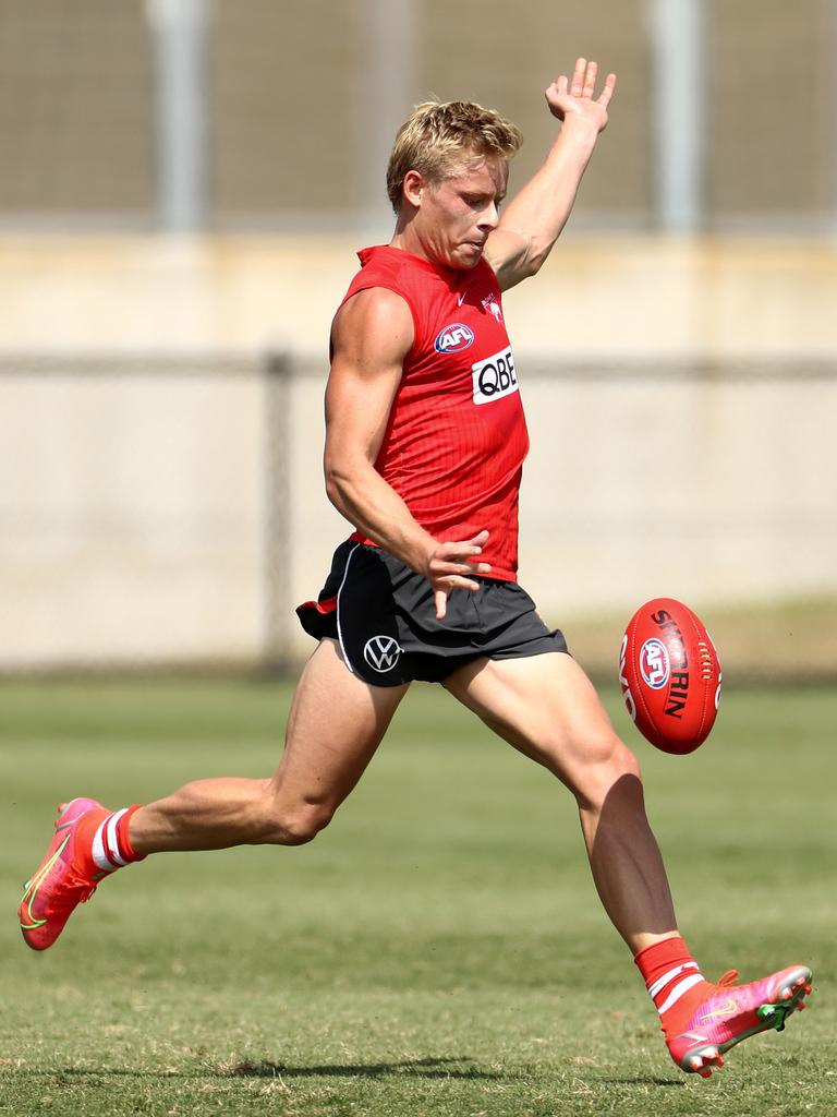 Sydney’s Isaac Heeney has made a strong recovery from a bad ankle injury . (Photo by Brendon Thorne/Getty Images)