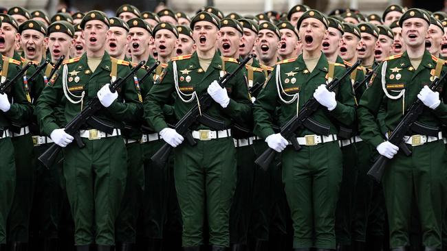 Russian servicemen shout during the Victory Day military parade at Red Square in Moscow on May 9, 2021. Picture: Kirill KUDRYAVTSEV / AFP.