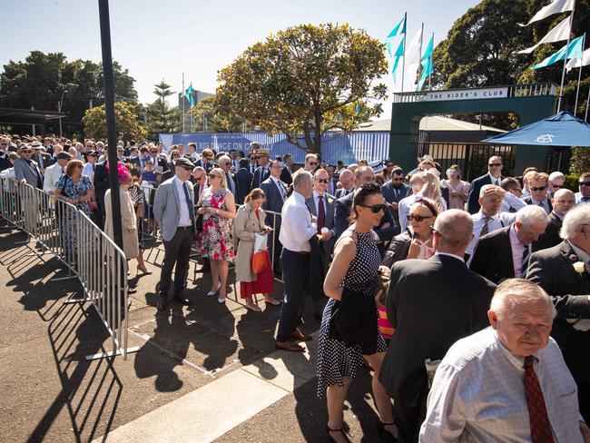 The Everest crowd. Picture: Julian Andrews