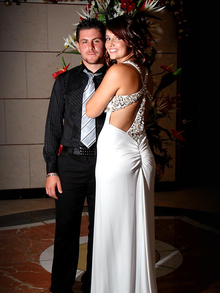 Pantelis Pizanias and Amy Leibhardt at the 2009 Palmerston High School formal at SkyCity. Picture: NT NEWS