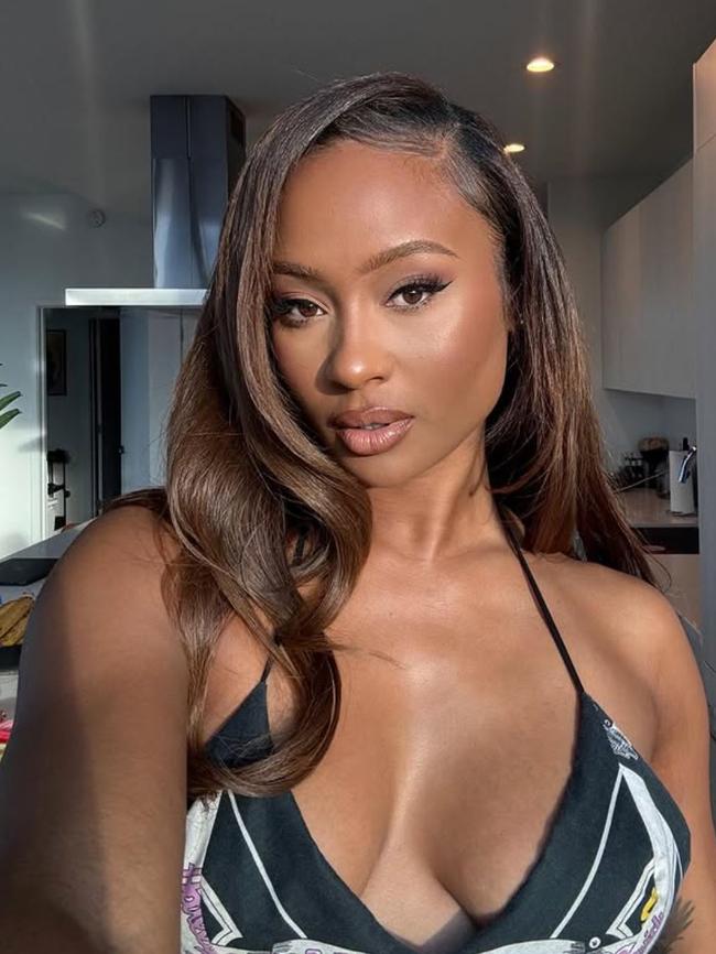 The fitness enthusiast and sports journalist said she wanted to ‘step on’ the e-cigarette. Picture: Instagram/iamkaylanicole