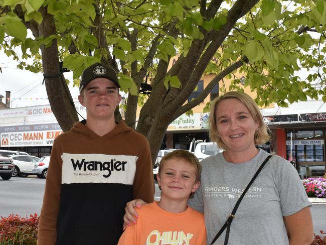 Stanthorpe's Aiden and Paul Williams with Pam Spillman at the Apple and Grape Festival 2024