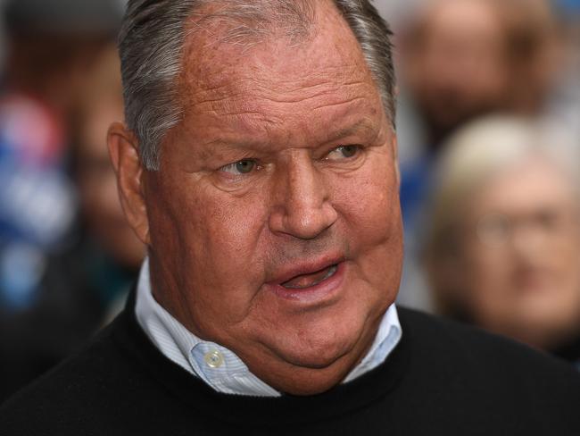 ***FILE*** A September 10, 2017 file photo of Melbourne Lord Mayor Robert Doyle is seen at the Melbourne Town Hall in Melbourne. Melbourne Lord Mayor Robert Doyle has declared his innocence as he announced he will stand down while he is investigated over sexual harassment allegations. (AAP Image/Julian Smith) NO ARCHIVING