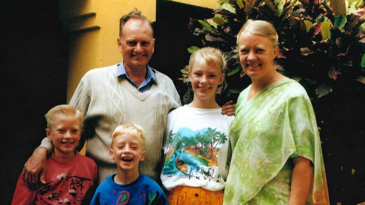 Graham and Gladys Staines with their young family before the Indian attack on Graham and his sons.