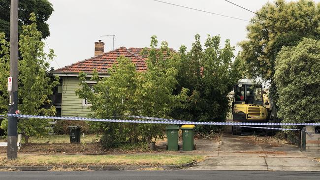 Police are at a Grimshaw St, Bundoora property in relation to an ongoing homicide investigation. Picture: James Mottershead.