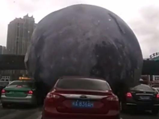 Runaway moon causes chaos in China