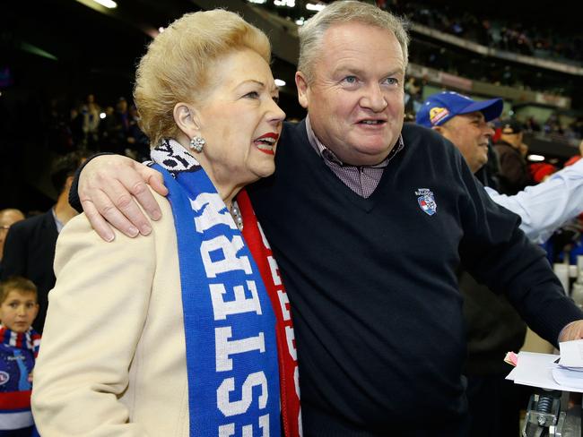 Susan Alberti and Peter Gordon. Picture: Michael Willson/AFL Media