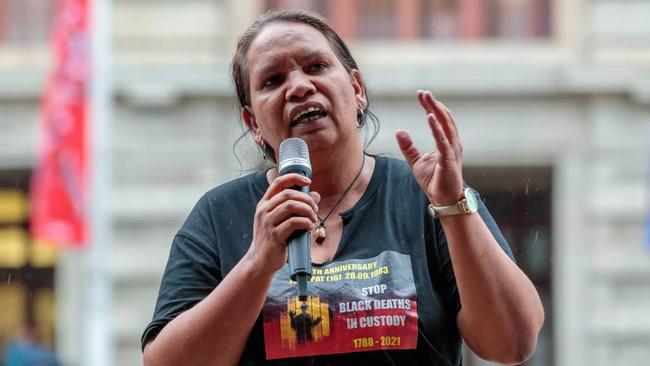 High-profile Indigenous social justice advocate Megan Krakouer has criticised the Greens after the party blocked her candidacy for the federal seat of Fremantle.