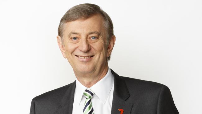 Signing off ... Dennis Cometti will be retiring after this year as a Channel Seven commentator.