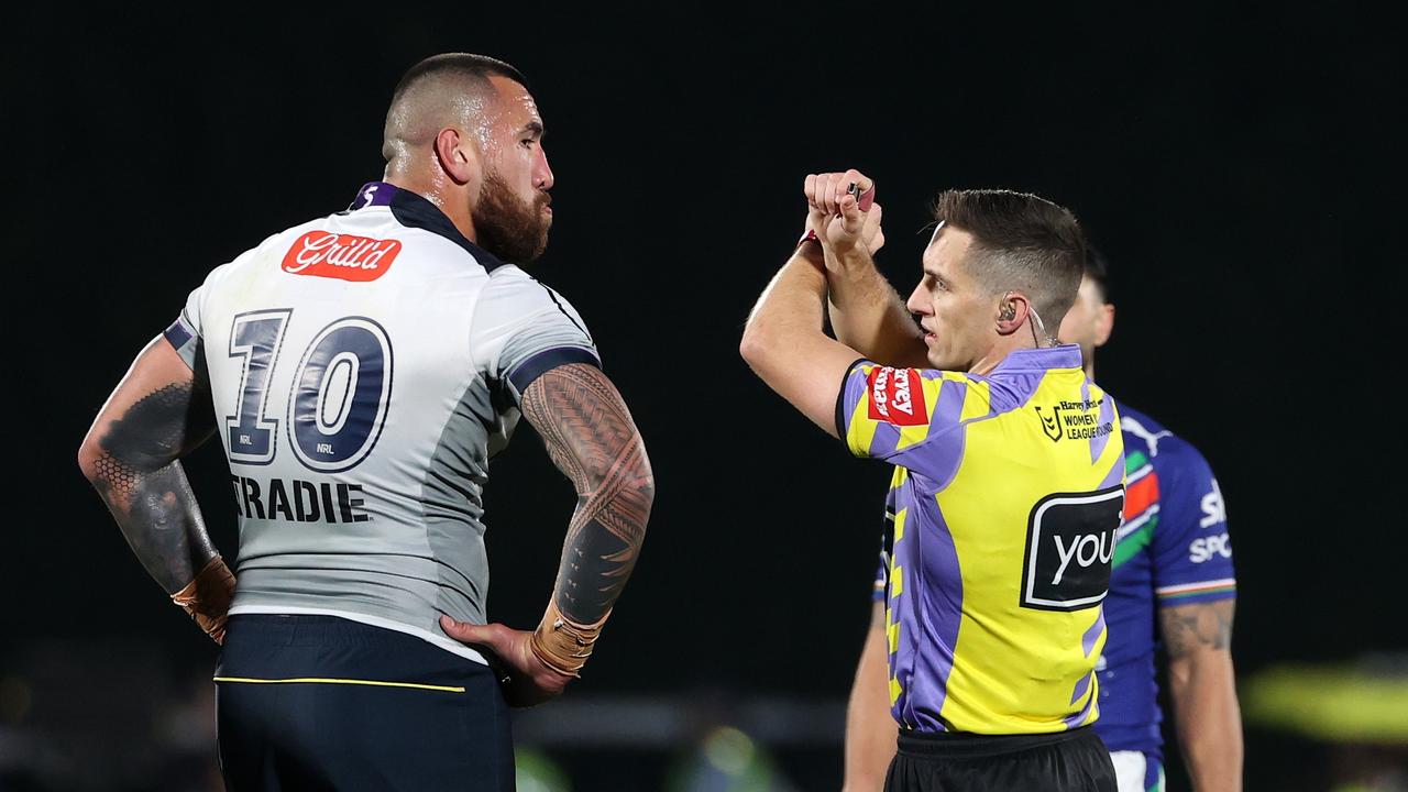 Nelson Asofa-Solomona wasn’t charged for dangerous contact on Warrioprs hooker Wayde Egan. Picture: NRL Photos