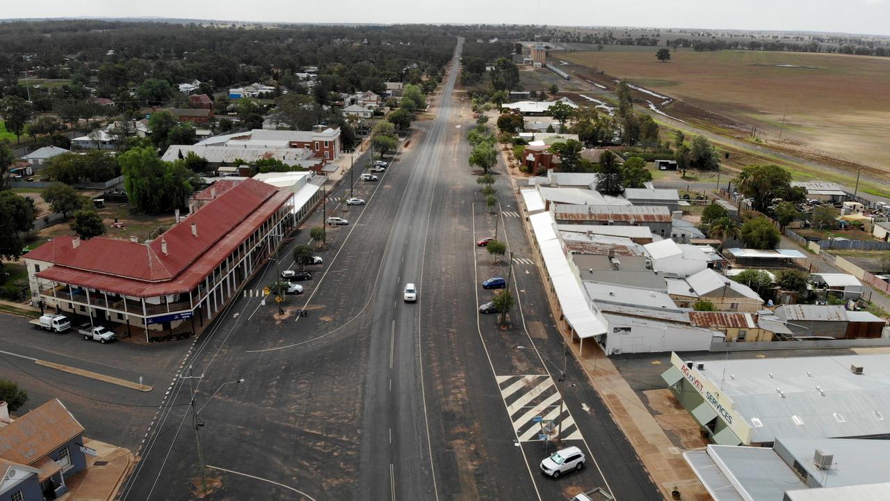 Why population of NSW bush towns like Lismore, Trundle, Cowra is ...