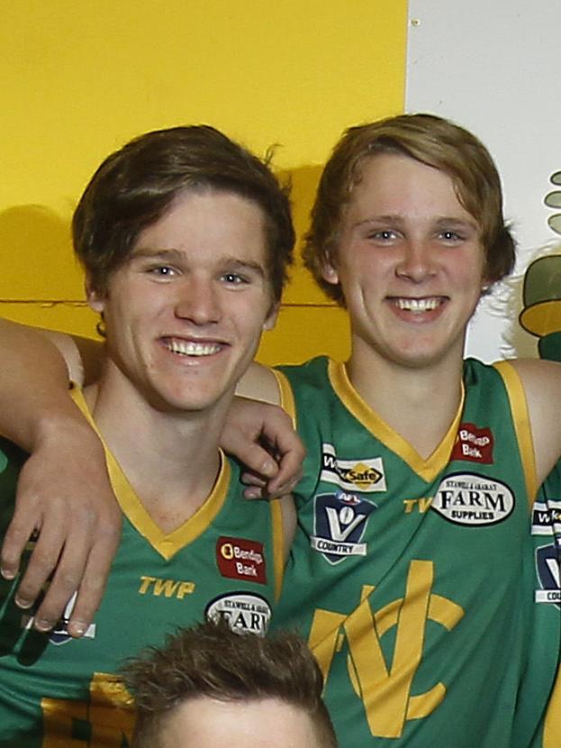 Maryborough Castlemaine District: Navarre’s Josh Fowkes, pictured right of his brother Jayden, won the Berry Powell Memorial Medal. He is the second Navarre player to win the medal after Daniel Parkin’s victory in 2011. Picture Yuri Kouzmin
