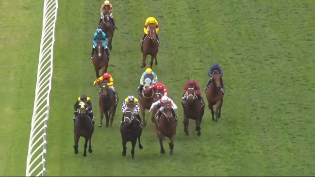 sky racing live stream