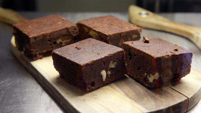 Everything from the big breakfasts to the sweet treats are made with high quality fresh produce at Lyons R.A.W.