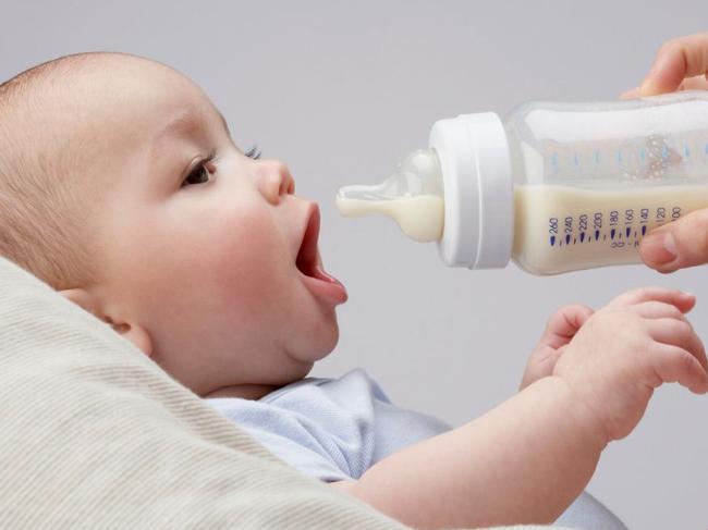 We've found all the best bottles to make your baby happy. Picture: iStock