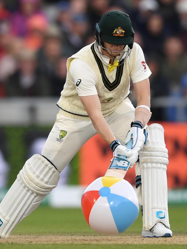 We know Steve Smith is seeing them well, but this is ridiculous. Picture: Getty Images