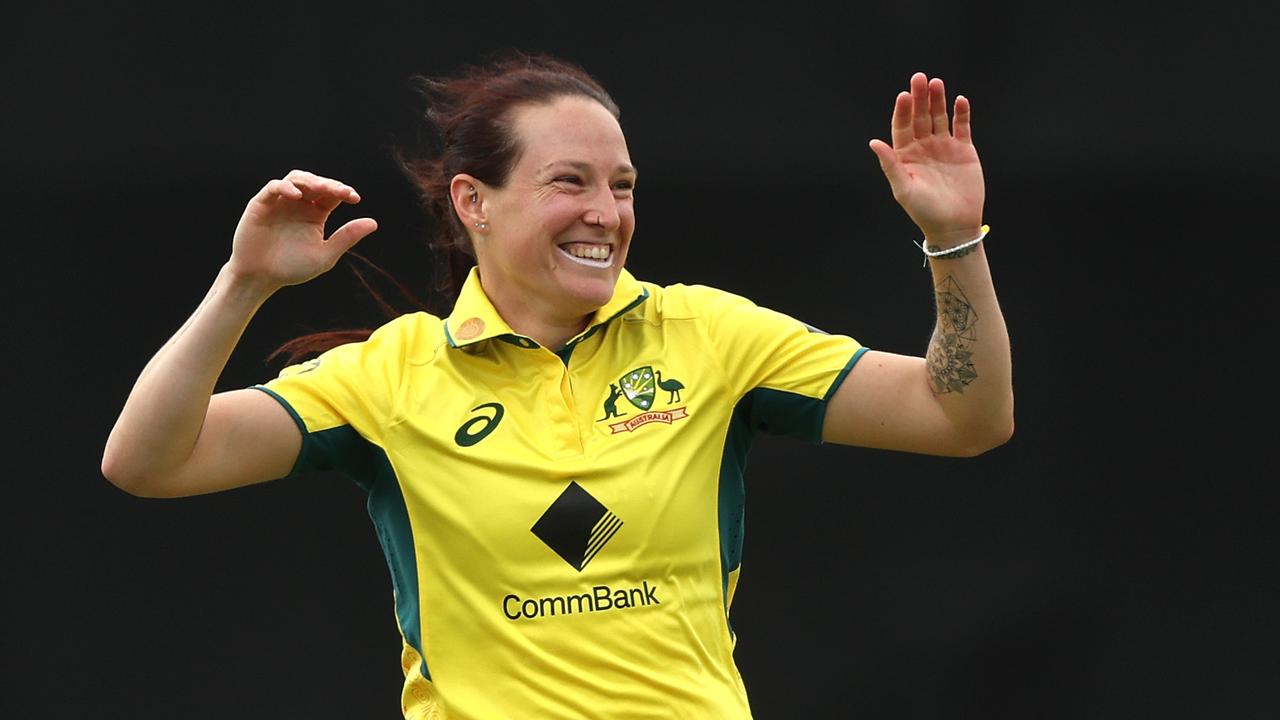 Megan Schutt is prepared for time on the sidelines mixing drinks in Bangladesh as Australia rotates its bowlers in preparation for the T20 World Cup later this year. Picture: Mark Metcalfe / Getty Images