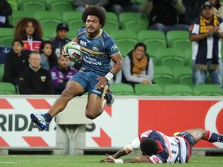 MELBOURNE, AUSTRALIA - APRIL 15:  Henry Speight of the Brumbies runs in to score a try during the round eight Super Rugby match between the Rebels and the Brumbies at AAMI Park on April 15, 2017 in Melbourne, Australia.  (Photo by Scott Barbour/Getty Images)