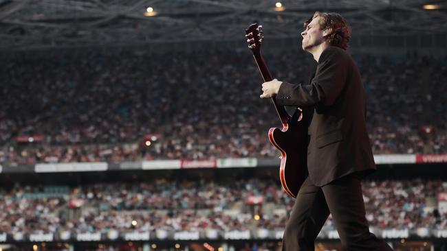 Hemmings busts out some guitar on the new track. Picture: Getty