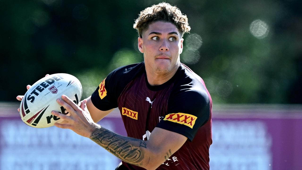 Reece Walsh is ready to become Queensland’s long-term fullback after getting the seal of approval from Kalyn Ponga. Picture: Bradley Kanaris / Getty Images