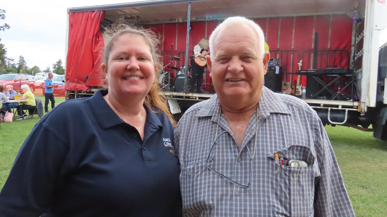 Councillor Danica Potter and Dennis Cotter at ‘Dinner Under the Stars’ by the Kingaroy Men’s Shed.