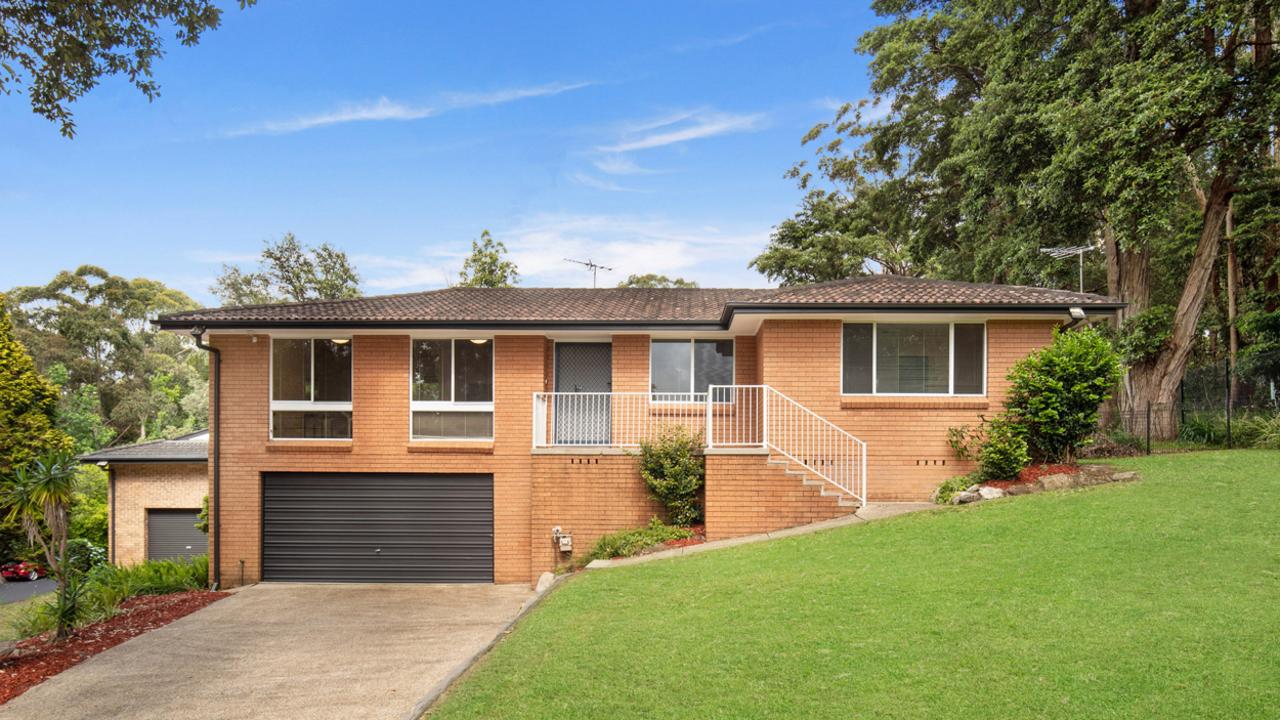 64 Mount Pleasant Ave, Normanhurst.