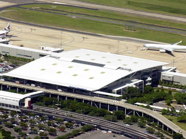 Aerial view of Brisbane city, including Brisbane airport international terminal pic Lyndon Mechielsen 13/2/04