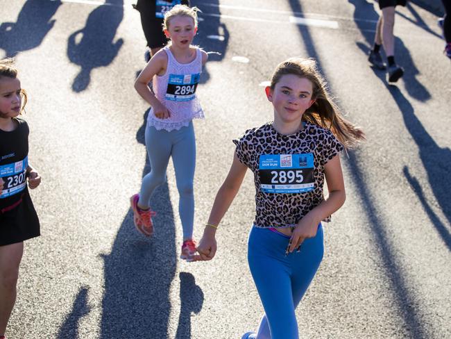 Run the Bridge Fun Run 2020 across Tasman Bridge. Picture: RICHARD JUPE