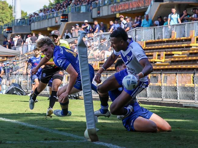 Ratu Rinakama forced over the sideline without scoring. Picture: Adam Wrightson Photography.