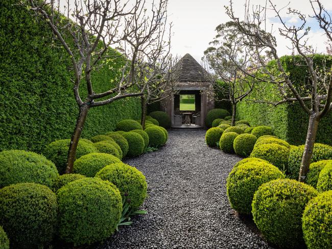 Stonefields in Spring, Extract from Stonefields by the Seasons by Paul Bangay (Penguin Random House)