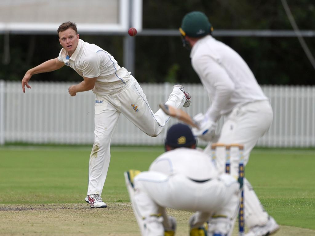 Queensland Premier Cricket - Gold Coast Dolphins vs. Wynnum-Manly at Bill Pippen Oval, Robina. Dolphins bowler Josh Kann. (Photo/Steve Holland)