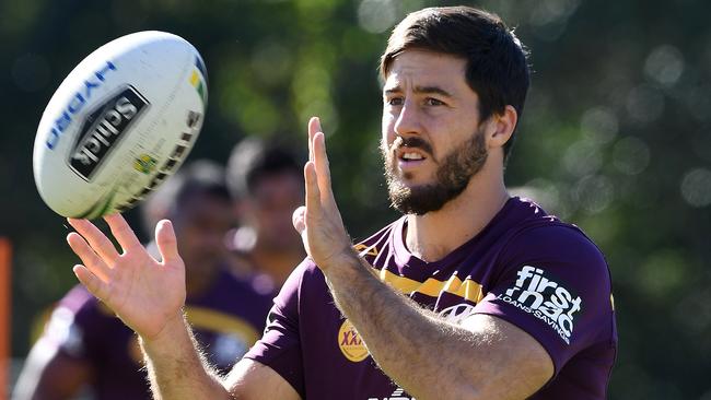 Ben Hunt has been sensationally axed by the Broncos.