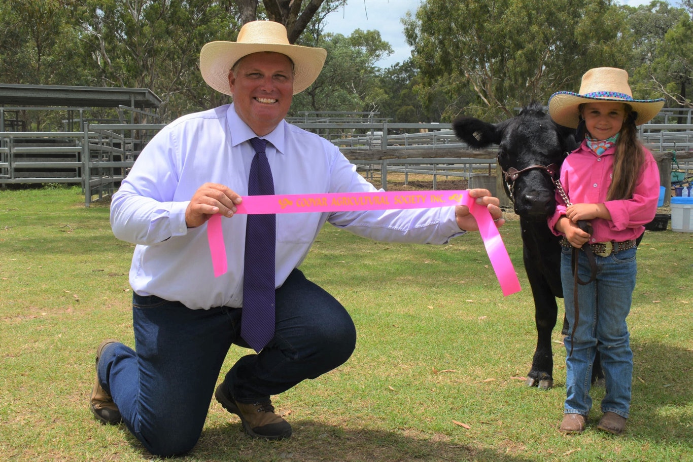 Stud cattle judge, Jeff Rose with Erin Graham, 5, the youngest leader at the 71st annual Cooyar Show. Picture: Kate McCormack