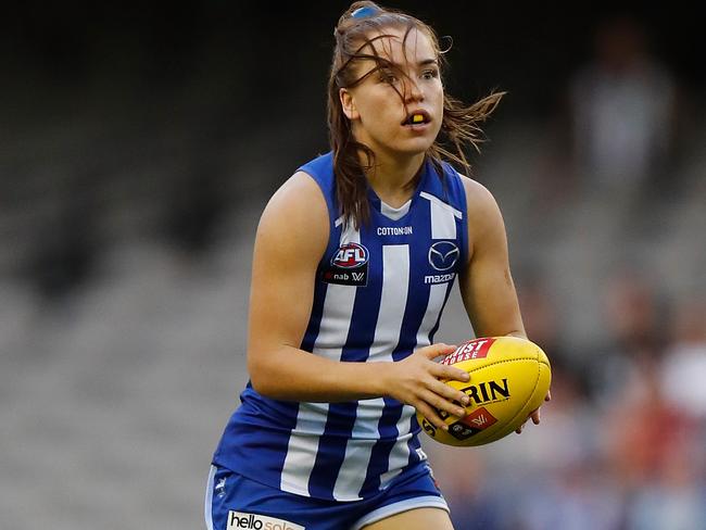 Mia King of the Kangaroos in action during the 2021 AFLW Round 04 match between the North Melbourne Kangaroos and the Collingwood Magpies at Marvel Stadium on February 20, 2021 in Melbourne, Australia. (Photo by Michael Willson/AFL Photos via Getty Images)