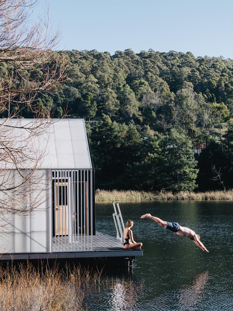 Floating Sauna, Derby, Tasmania. Designed by Licht Architecture. Built by Nigel Reeves. A shortlisted entry in the Tasmanian Architecture Awards. Photo by Anjie Blair.