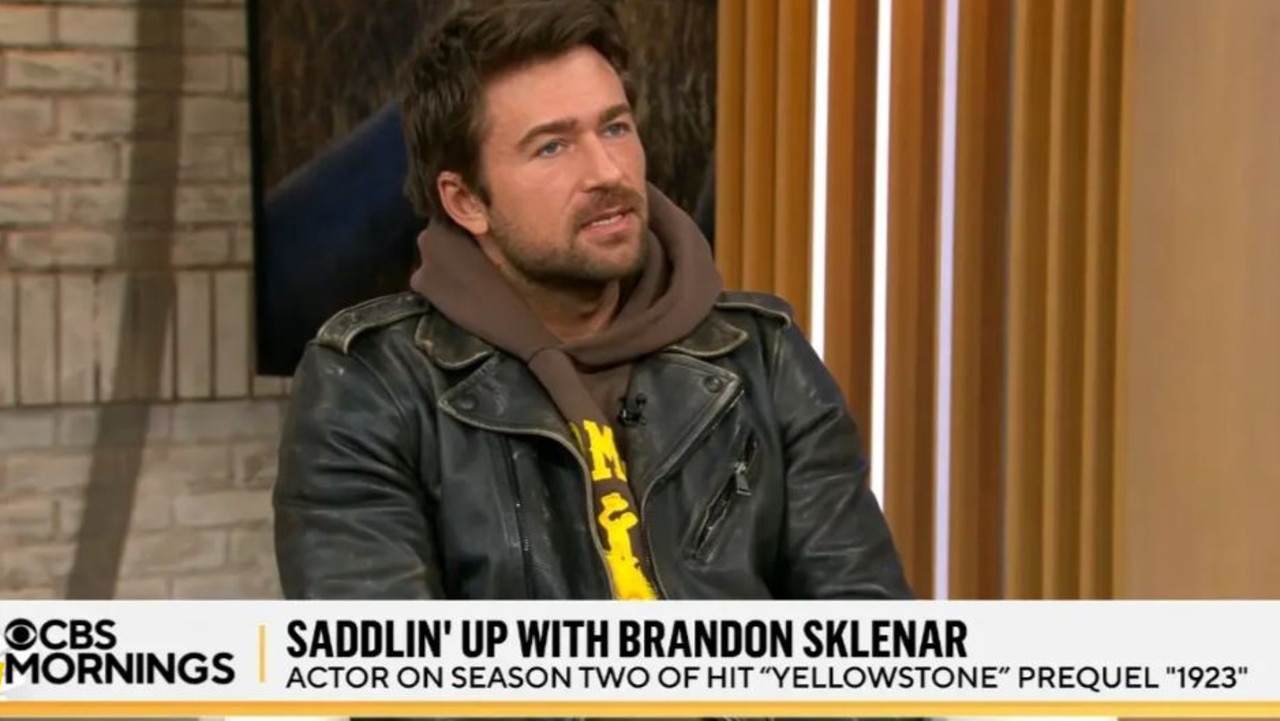 During an appearance on CBS Mornings, Sklenar was asked whether he was “Team Justin” or “Team Blake”.