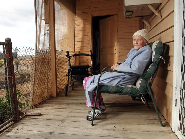 Judy Geelan, 93, who rents a house on Cowdor Road in Cowdor from Beryl Rofe doesn’t know how much land was sold. Picture: Richard Dobson